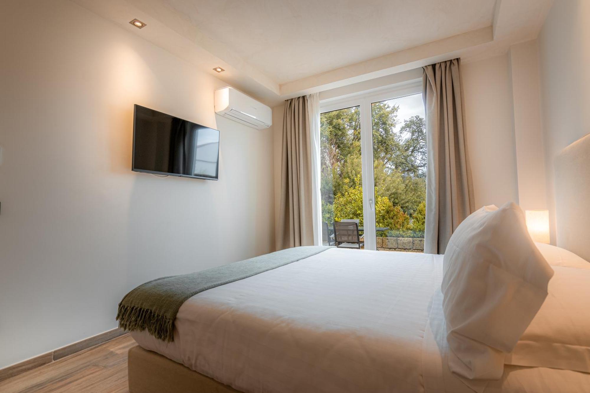 Casabianca Resort Фонді Номер фото