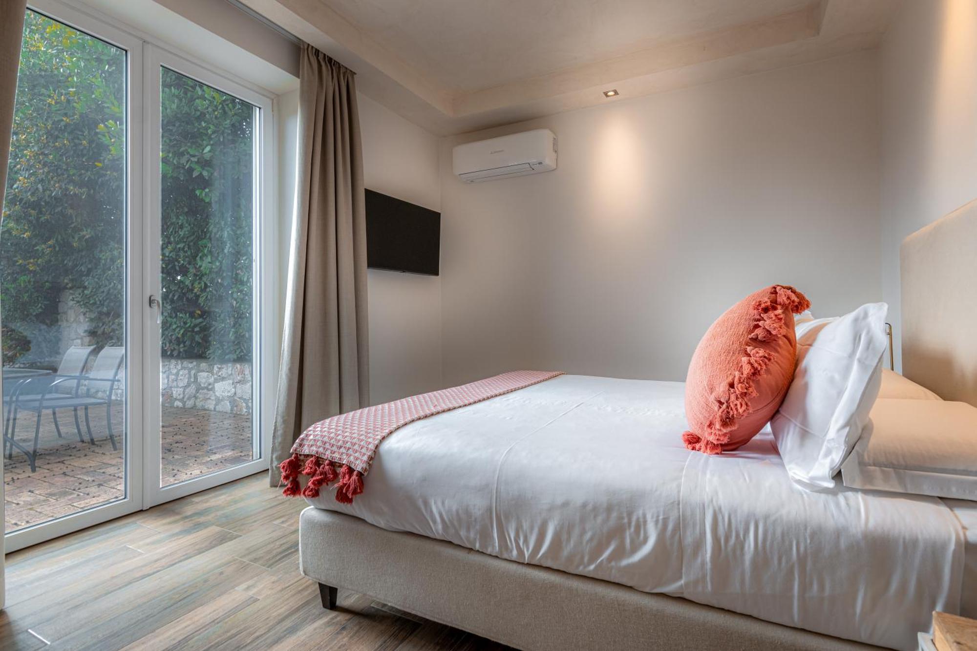 Casabianca Resort Фонді Номер фото