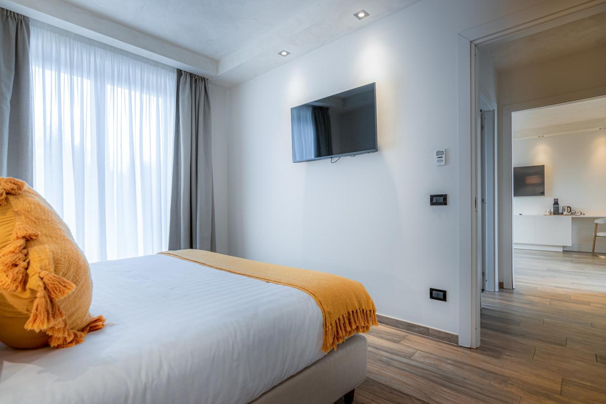 Casabianca Resort Фонді Номер фото